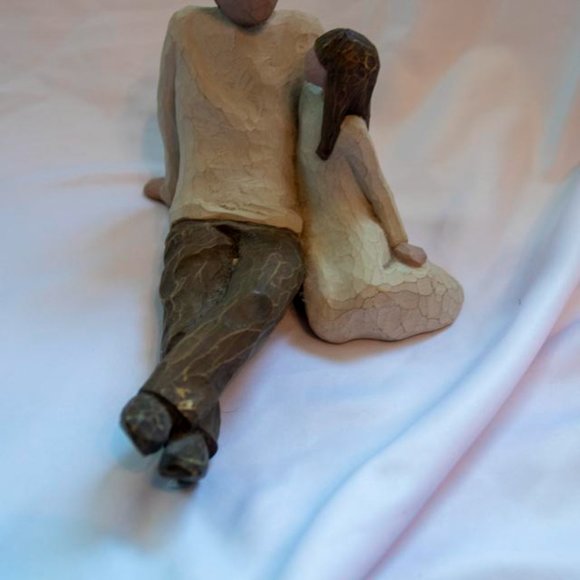 Willow Tree Figurine - Father and Daughter- 2000 - Picture 5 of 6